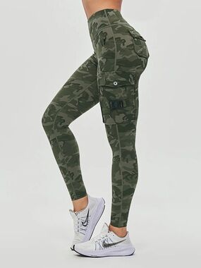 NEW Firm Abs Camo Leggings Ruched Booty Side Pockets & Buckles